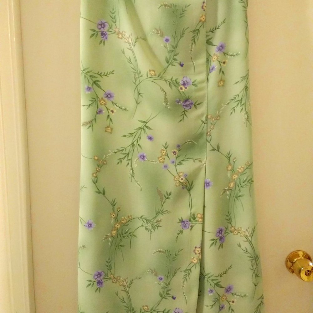 Polyester skirt